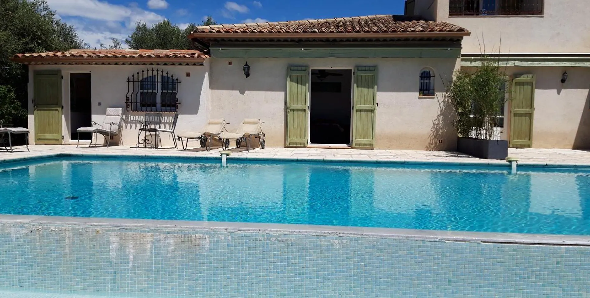 Magnifique Logement Independant Dans Villa Avec Piscine Tanneron Holiday home